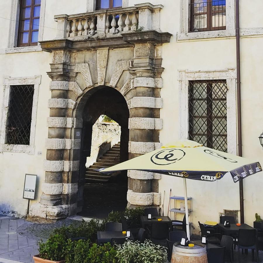 La Chascona Di Farnese Casa Di Tufo Nel Borgo Apartment Екстериор снимка